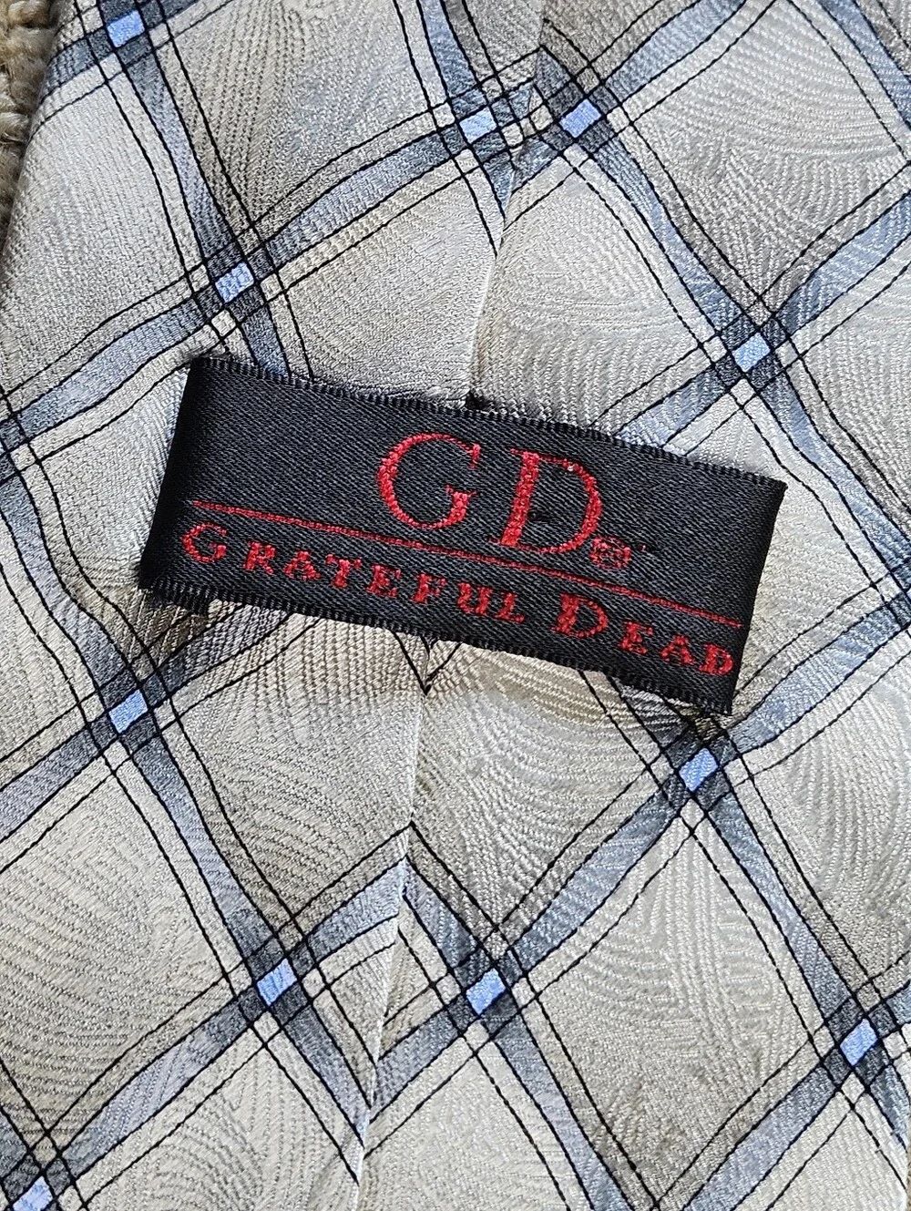 G.D. Grateful Dead Nineteeth Set Rainbow Full Of Sound silk tie circa 1996